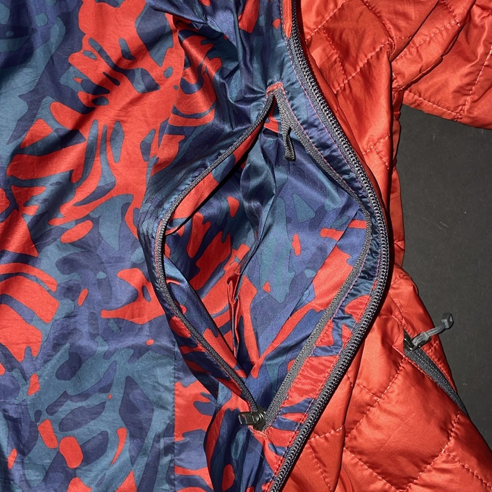 Mens Patagonia light weight jacket - Picture 7 of 8